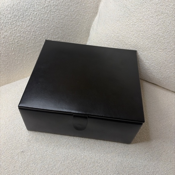 Jewelry Box - Picture 11 of 13